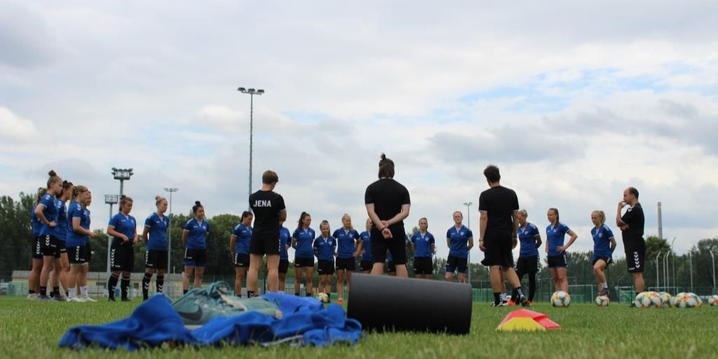 Besondere Trainingseinheit beim FF USV Jena
