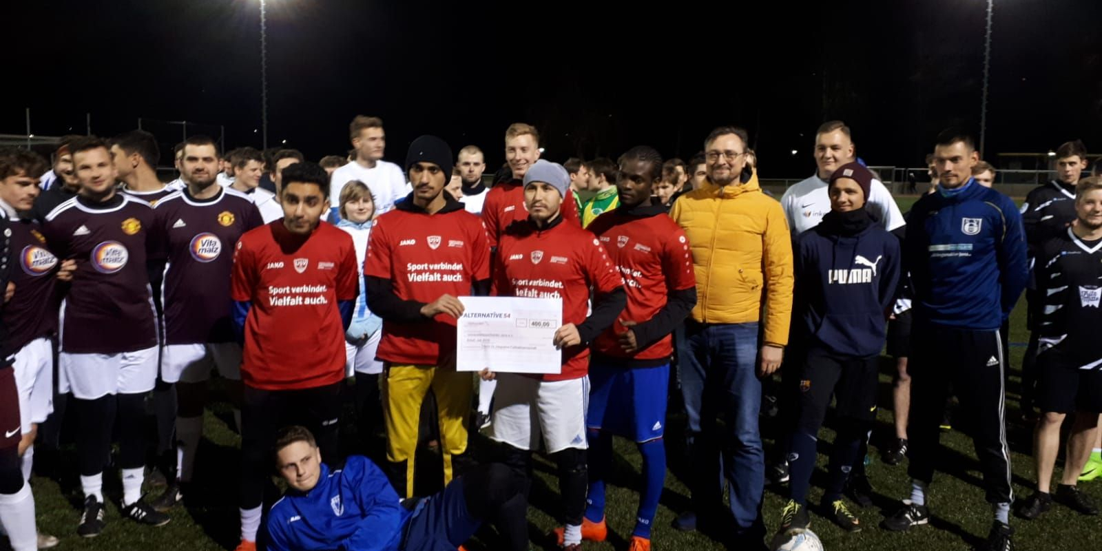 Spende des Alternative 54 e.V. übergeben