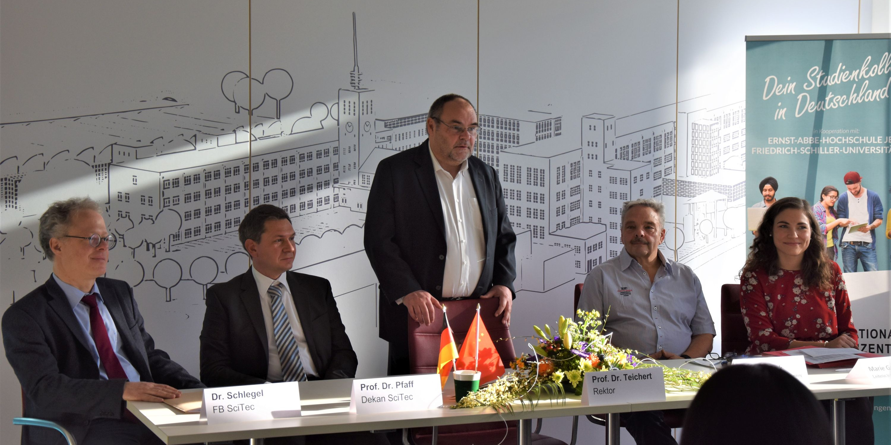 Internationale Studenten bestanden Feststellungsprüfung