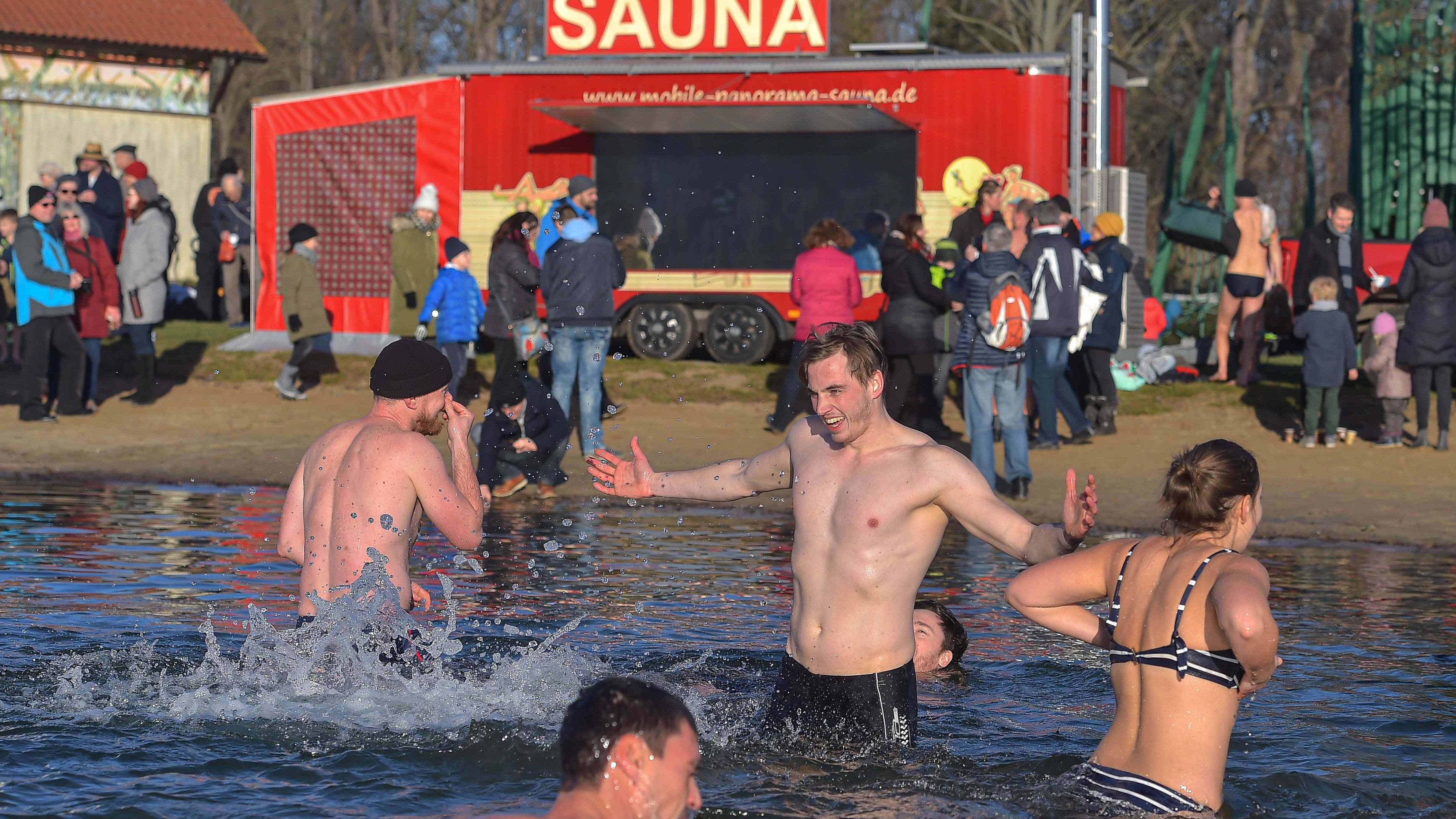 Eisbaden im Schleichersee