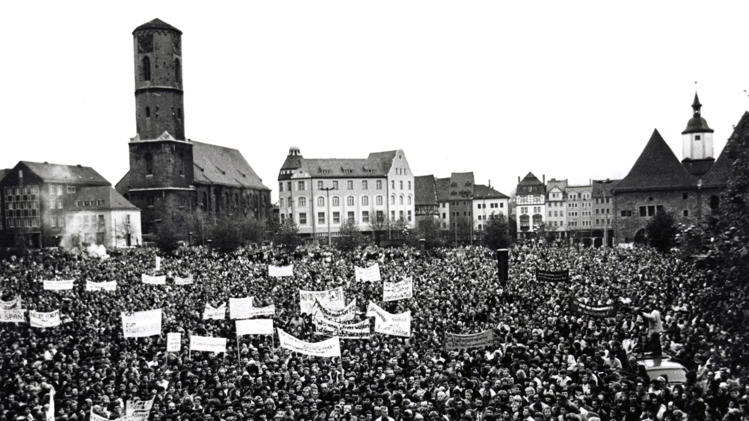 30 Jahre Deutsche Einheit: Podiumsdiskussion und Tagung 
