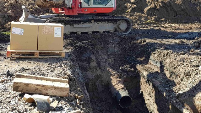 Schneller Einsatz: Neues Wasserrohr eingesetzt