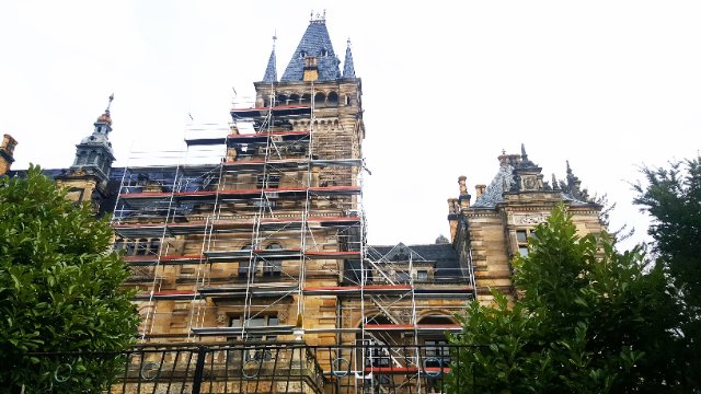 3. Bauabschnitt der Dachsanierung gestartet