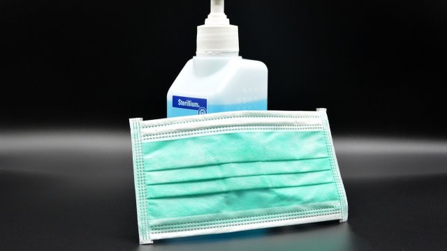 Mund-Nasen-Bedeckung ab Dienstag an der Arbeitsstätte 