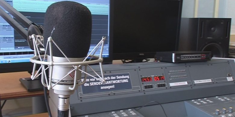 Grußbox und Hoffnungsbriefe für Senioren