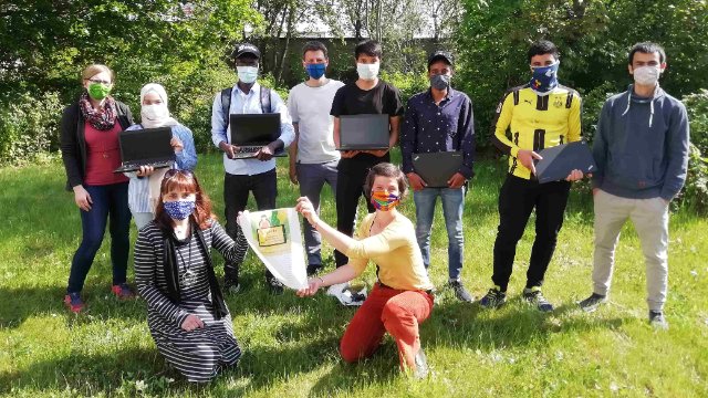 Kindersprachbrücke sammelt für digitale Sprachbrücken