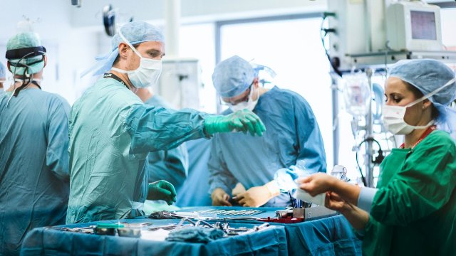 Uni-Klinikum erhöht OP-Kapazitäten wieder