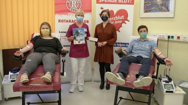 Mit UKJ-Blutspende in den Sommer starten 