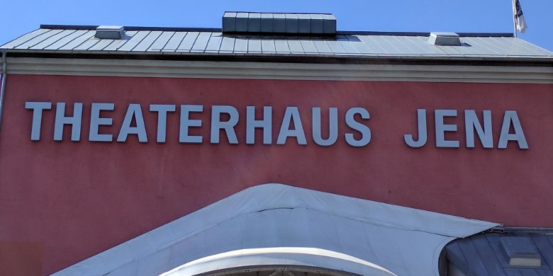 Theaterhaus Jena mit Urlaubs-Filmserie