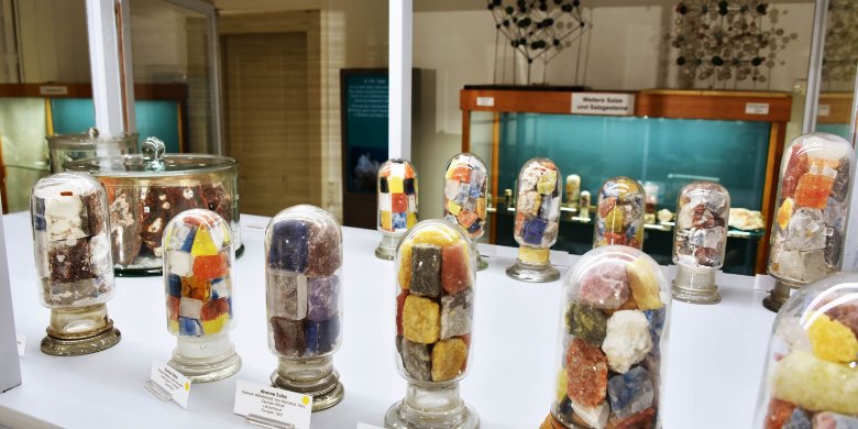Neue Sonderausstellung in Mineralogischer Sammlung 