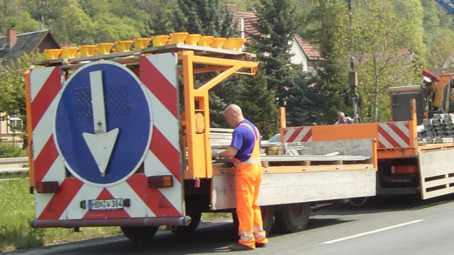 Zusätzliche Gelder für Schulen und Kreisstraßen 