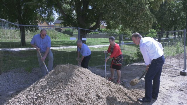 Spatenstich: Im Drösel-Gebiet in Zwätzen entsteht die Wohnanlage „Lindenallee“