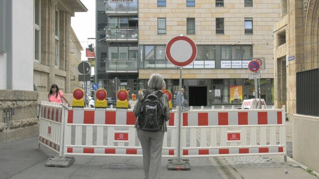 Vollsperrungen im Stadtgebiet: Zahlreiche Baustellen bringen seit heute Umwege mit sich