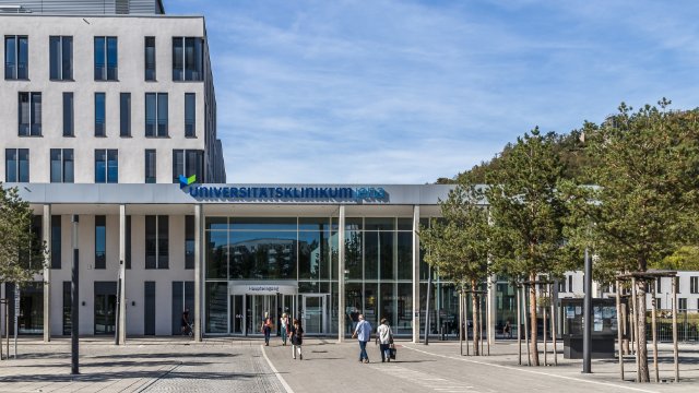 Klinikum lockert Distanzregeln
