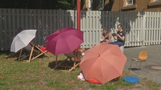 Gelesen: Die Erst-Abbe-Bücherei veranstaltet jeden Freitag das Sommerlesen für Kinder