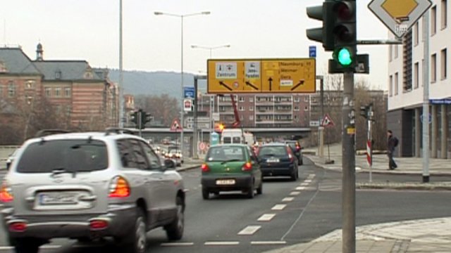 Paradiesbrücke am Sonntag in Richtung Lobeda gesperrt 