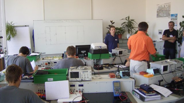 Lehrer- und Schülerarbeitsheft zur Berufswahl 