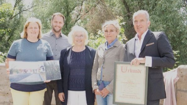 Preisgeld für den Brückenheiligen