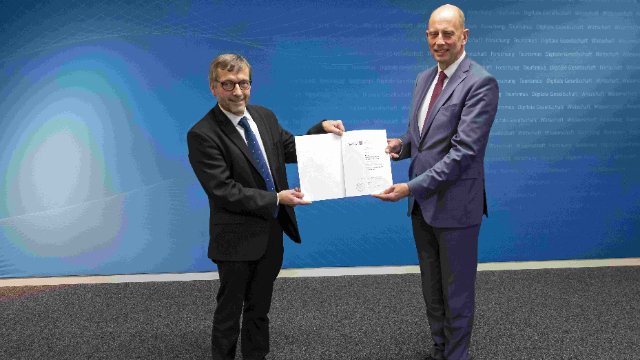 Zweite Amtszeit für Uni-Präsident Walter Rosenthal