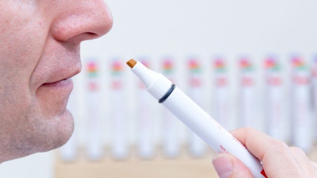 HNO-Klinik testet Riechvermögen nach Corona-Erkrankung 