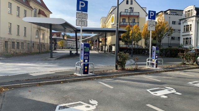 Ökostrom tanken am Busbahnhof  