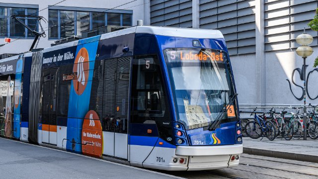 Entgeltfreies Schüler-Ticket: Stadtrat fordert mehr Fakten 