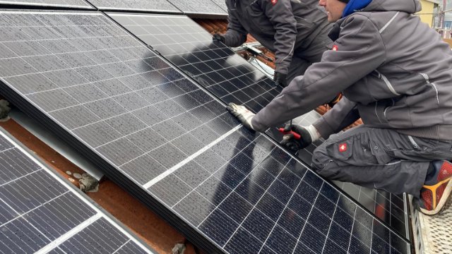 Photovoltaikanlage auf dem Wasserwerk Burgau installiert