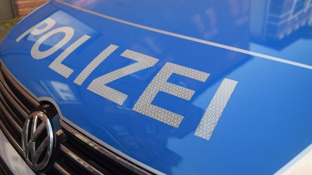 Mit Weißen Händen Erwischt Mit Weißen Händen Erwischt