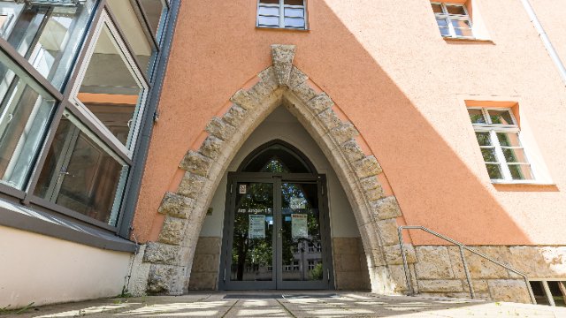 Neue Allgemeinverfügug: Ab Montag gilt Betretungsverbot