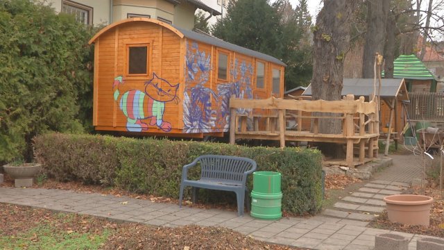 Spendenaktion umgesetzt: An der Westschule wird aus einem Bauwagen ein „Grünes Klassenzimmer"