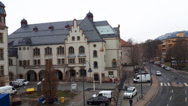 Kundgebung vor Stadtratssitzung am Volkshaus