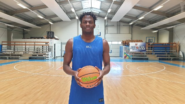 Science City Jena verpflichtet Norense Odiase