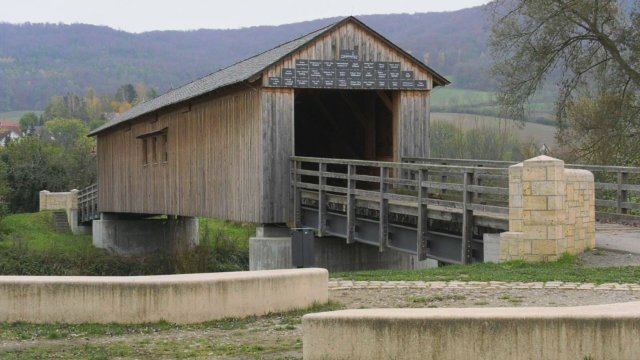 Kunitzer Hausbrücke wieder frei