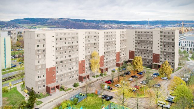 Neue Farbe und neue Balkone für Smartes Quartier 