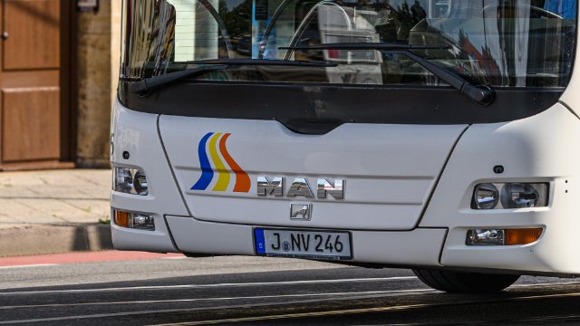 Umleitung für Busse der Linien 15, 420, 422 und 431  