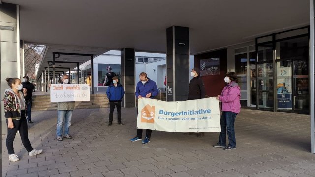 Bürgerinitiative übergab Petition an jenawohnen