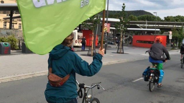 Fahrraddemo gegen Querdenken-Demonstration in Jena