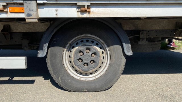 Kleintransporter dreifach überladen auf A9