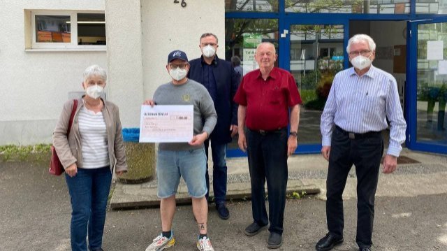 Spende für Jenaer Tafel