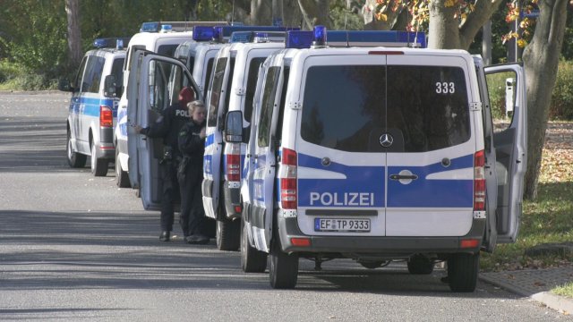 Tische und Bänke gestohlen