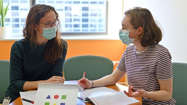 Schwangere mit MS: Schadet Schubbehandlung dem Ungeborenen?