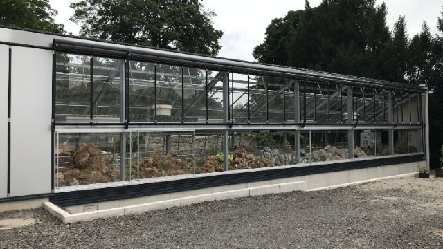 Alpingewächshaus im Botanischen Garten eröffnet