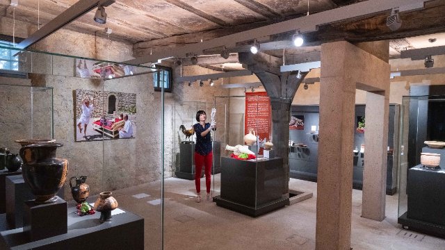 Ausstellung zu antiken Speisen 