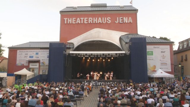 Kulturarena-Sommer mit rund 19 000 Besuchern 