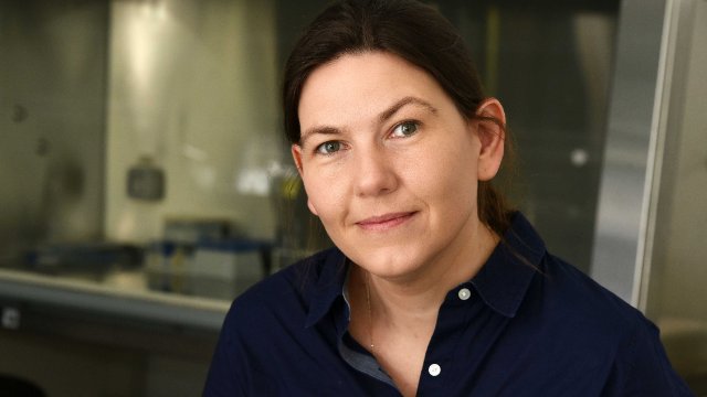 Ute Hellmich ist neue Professorin für Biostrukturelle Interaktionen