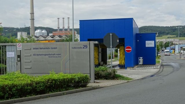 Jenaer Nahverkehr eröffnet Pkw-Waschanlage für jedermann