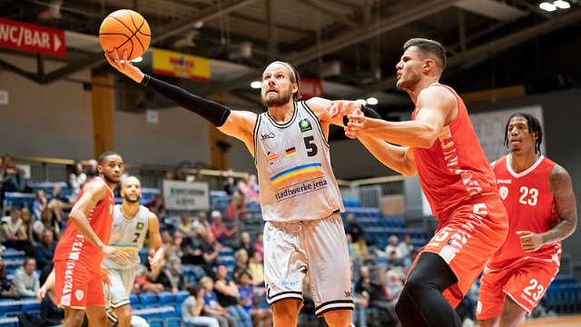 Erstligist Würzburg dreht Testspiel bei Medipolis SC Jena in den Schlussminuten