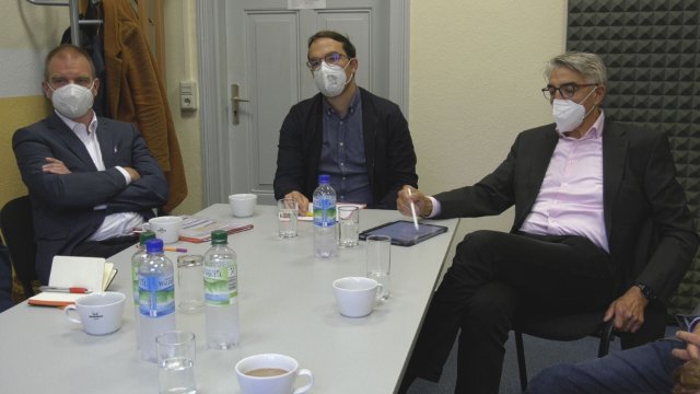 Informiert: Der Thüringer Medien-Staatssekretär Malte Krückels war zu Gast bei JenaTV 