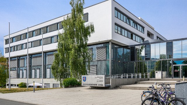 Start für eAkte am Oberlandesgericht