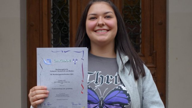 Bundessiegerin in Textbearbeitung kommt aus Jena 